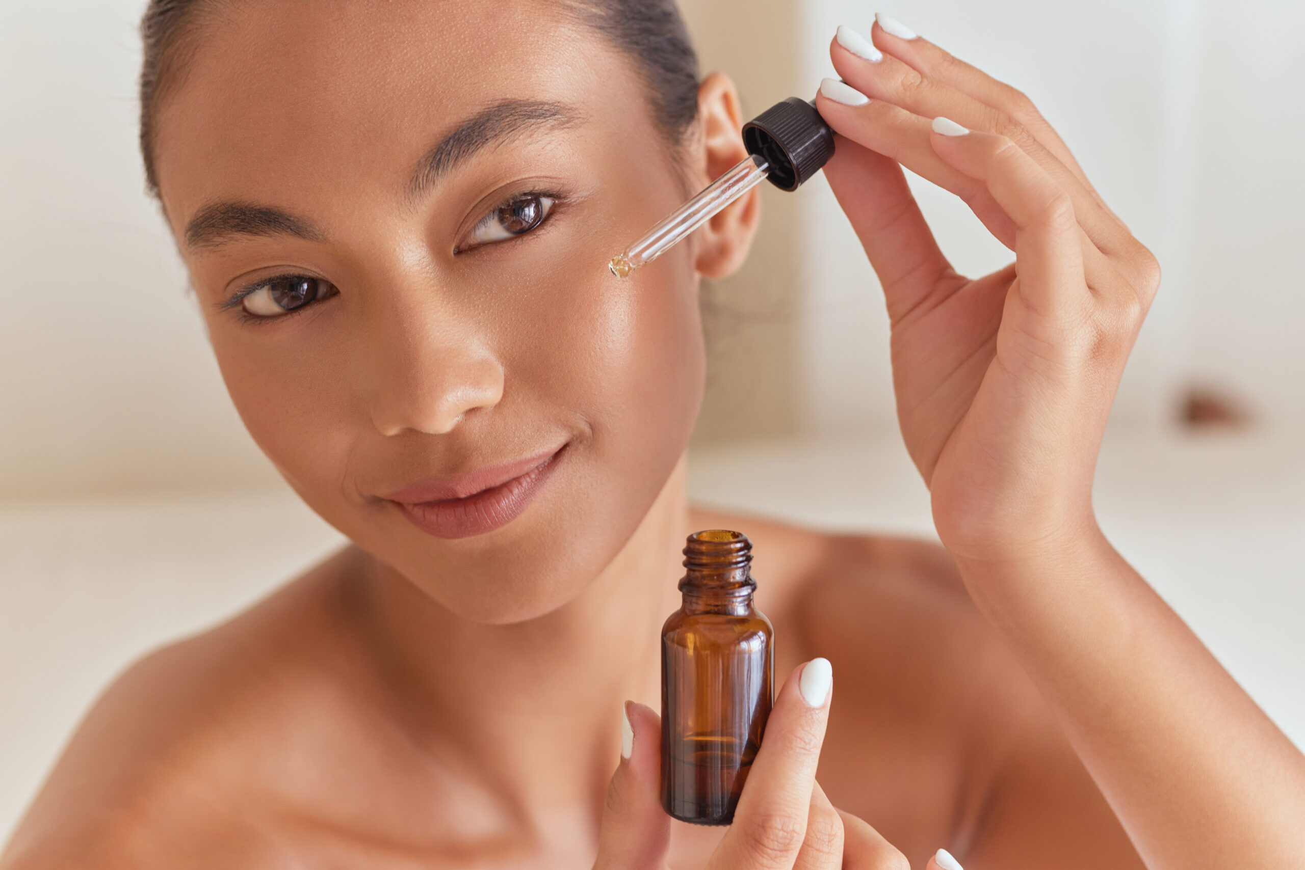 Macadamia Nut‑Oil vs. Hyaluronic Serums